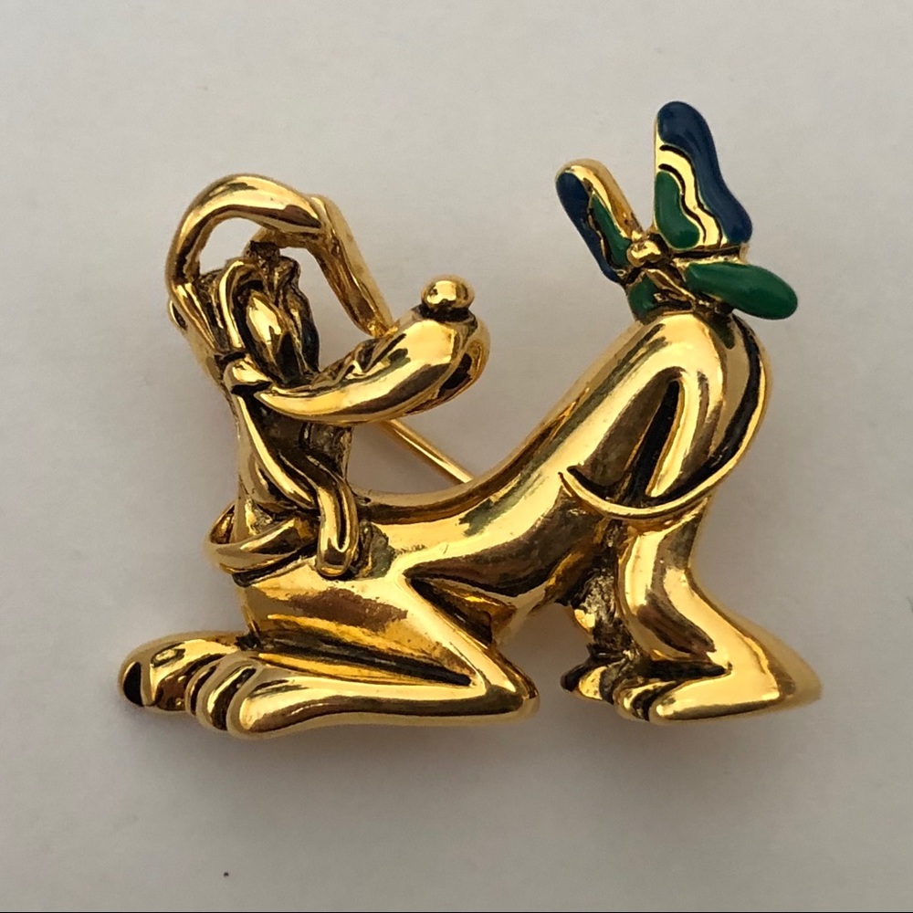 🐾 Vintage Walt Disney Pluto Pin with Butterfly 🦋
